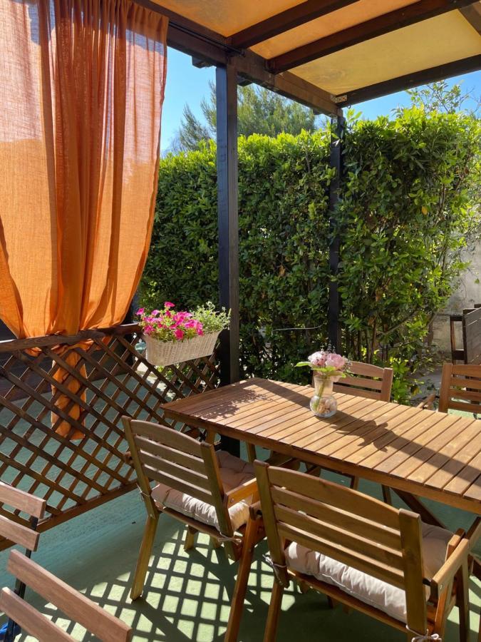 Smit House Bed & Breakfast Torre dell'Orso Ngoại thất bức ảnh
